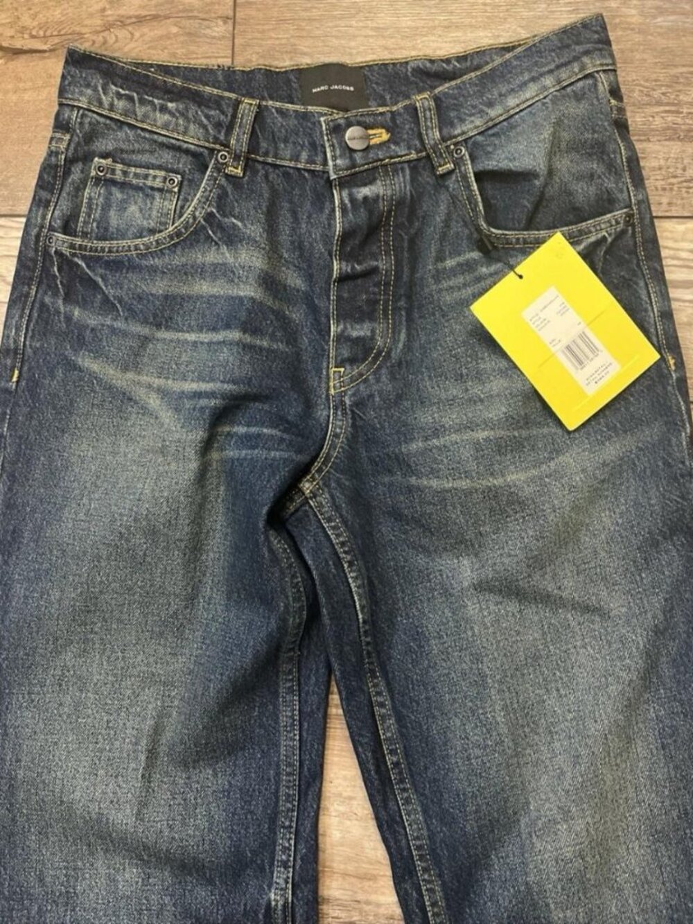 NWT BEAUTIFUL MARC JACOBS LADIES JEANS SIZE 26 WIDE LEG RETAILS $395